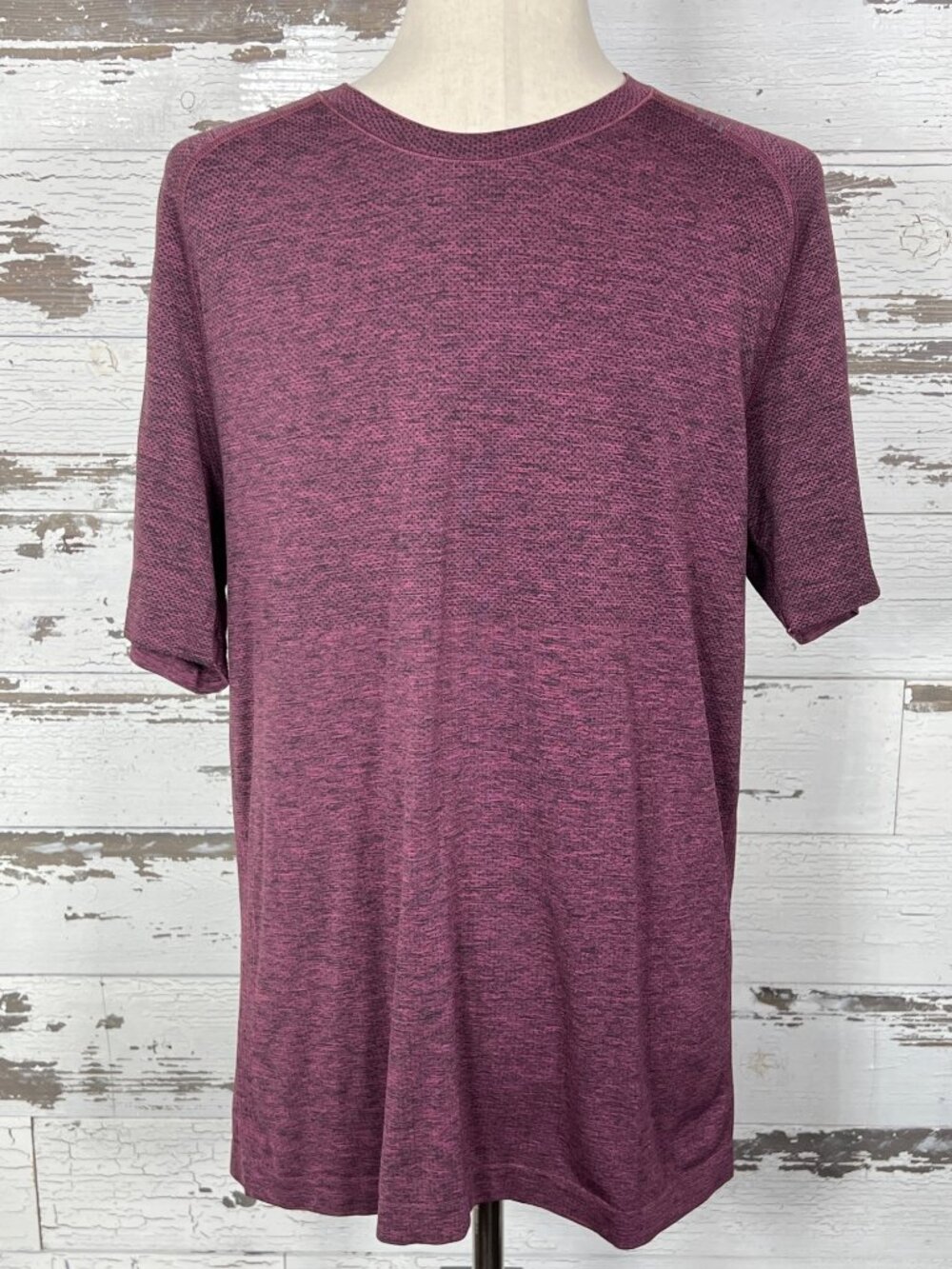 LULULEMON Metal Vent Tech Short Sleeve 2.0 Red Dust / Arctic Plum Sz M EUC